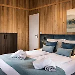 Stylish Loft With Mountain View Near The