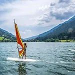 Stylish Loft With Mountain View Near The