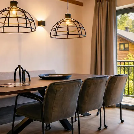 Stylish Loft With Mountain View Near The Daire