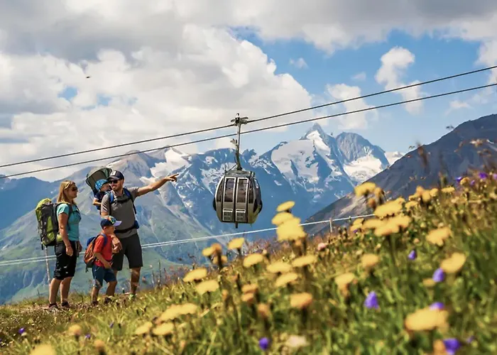 Stylish Loft With Mountain View Near The *