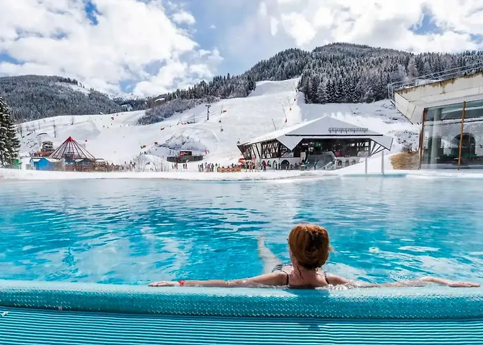 Stylish Loft With Mountain View Near The